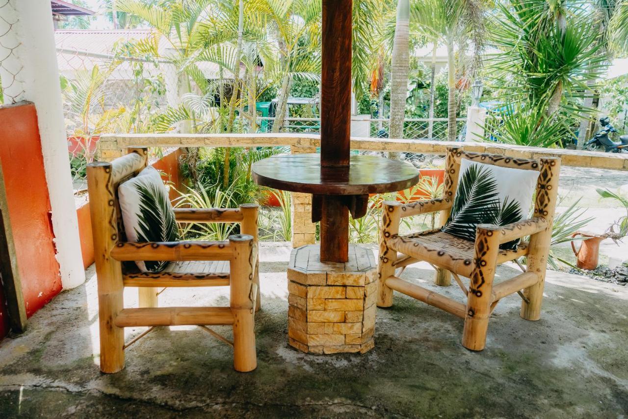 Palmera Palma Private 1-Br Bungalow In Moalboal Exterior foto
